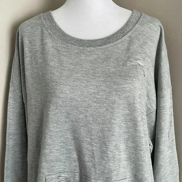 JOLIE & JOY Plus Size Destructed Sweatshirt - Picture 3 of 16